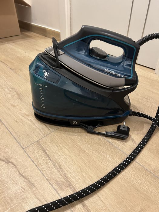 Statie de calcat Rowenta