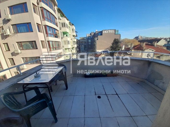 Дава се под наем Двустаен апартамент в Варна, ВИНС - 55 кв.м за 380 € - Снимка #4