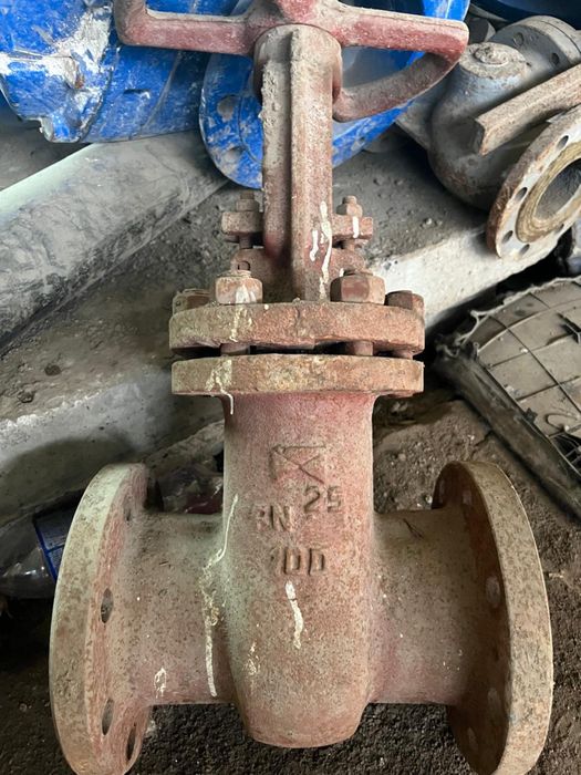 Задвижки в продаже