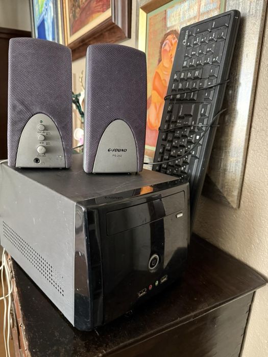 Конфигурация Samsung монитор/TV, desktop, клавиатура, колонки