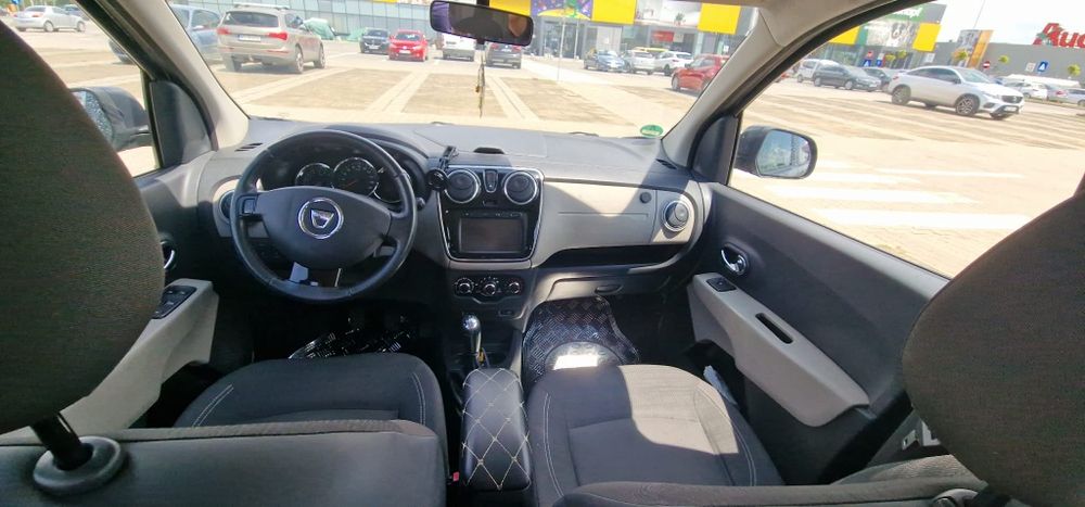 Dacia Lodgy 2013