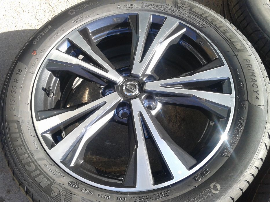 18'' оригинални алуминиеви джанти с гуми и дат4ици за Nissan.