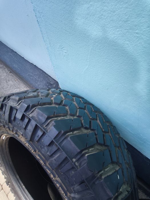 Продам внедорожные шины Nitto Grapler M/T 265/70/17