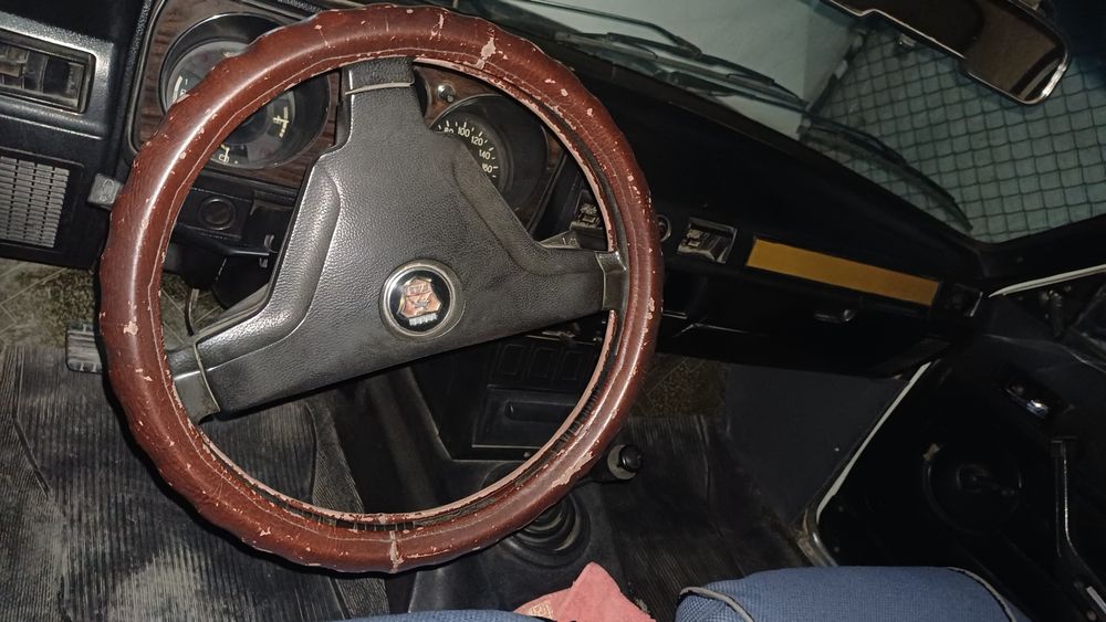 Продаю свою машину Волга газ  2410