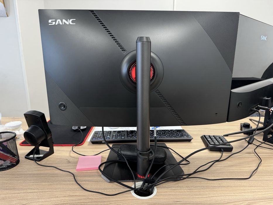 Монитор 4К продаю