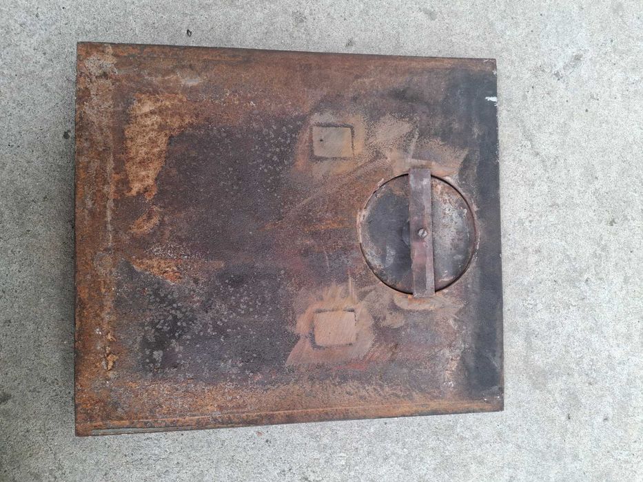 Piesă antică Șemineu, Soba fonta