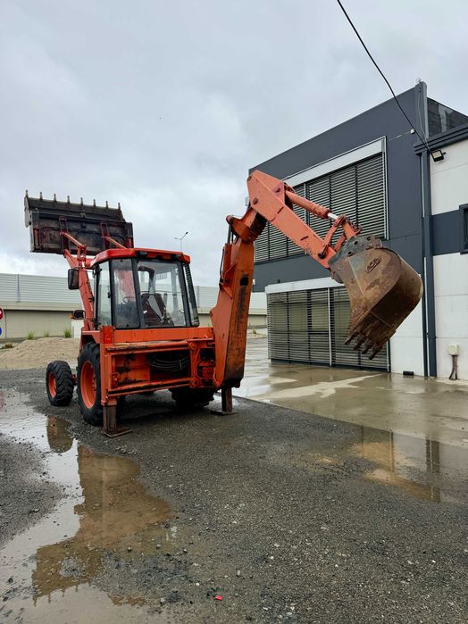 Buldoexcavator Komatsu FAI 96 S