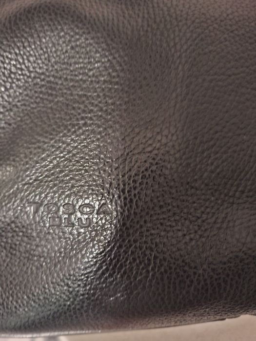 Дамска чанта от естествена кожа на италианската марка  Tosca blu