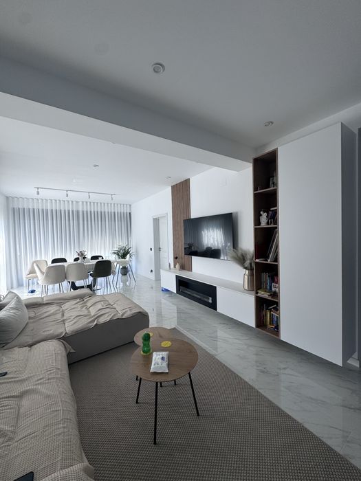 Casă premium P+1 , cu garaj si terasa, Fotovoltaice, 5 min Vivo mall