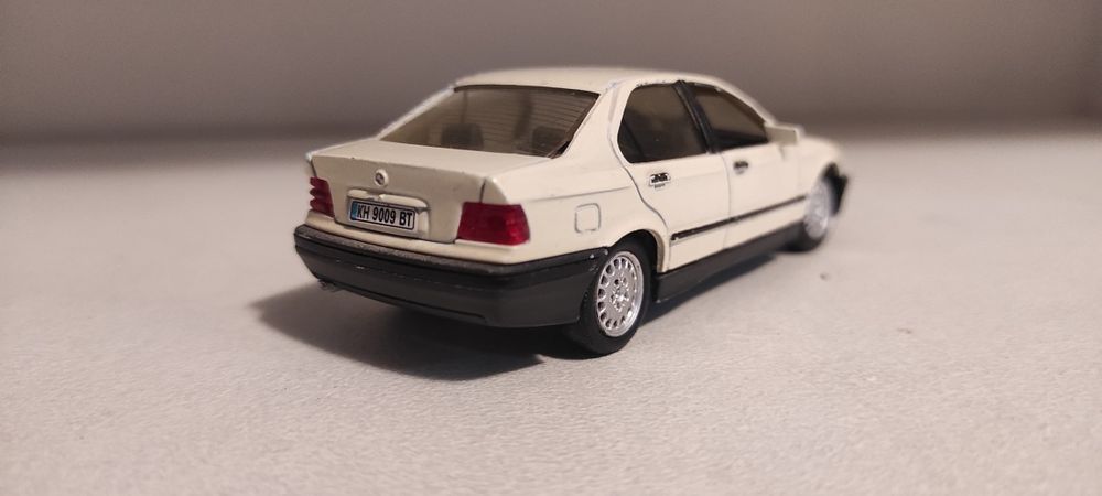 Метални модели BMW E36 1:43