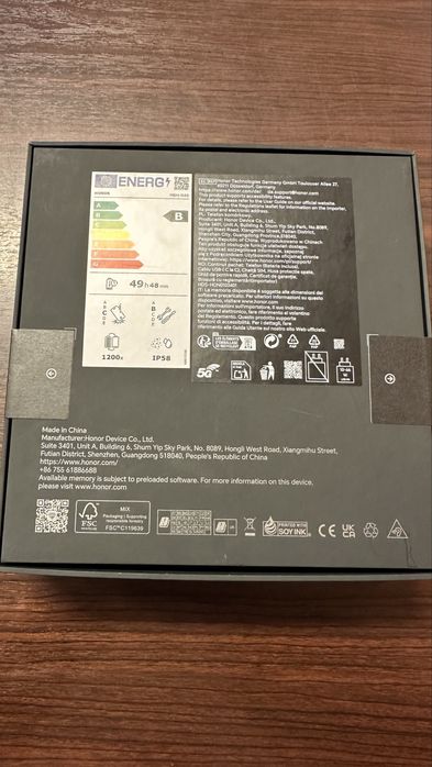 Телефон Honor Magic V5