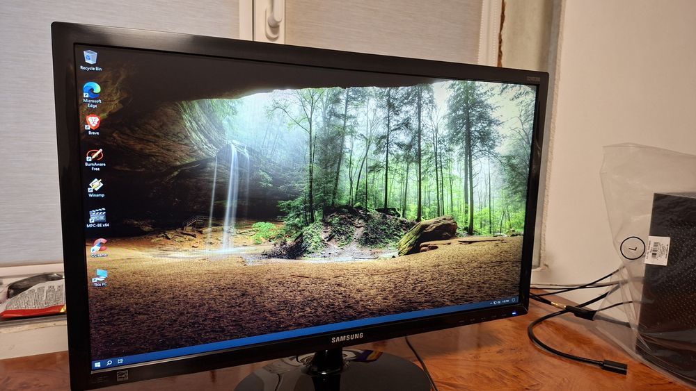 Monitor Samsung 24 inch full hd