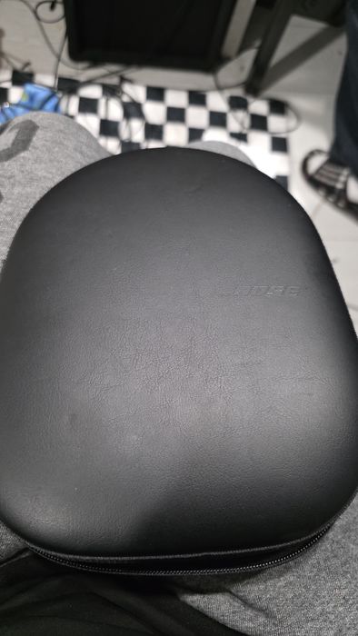 Bose 700 наушники