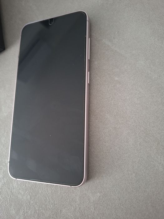 SAMSUNG S23 ca nou,folosit foarte putin  + 9 huse noi si 3 folii de sticla sigilate + protectie camera