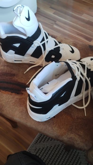 Продавам  кецове Nike 43 номер.