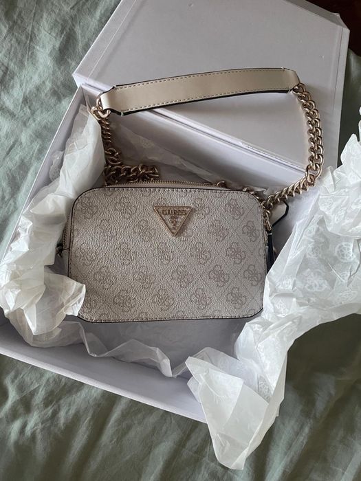 Geanta GUESS noua desigilata