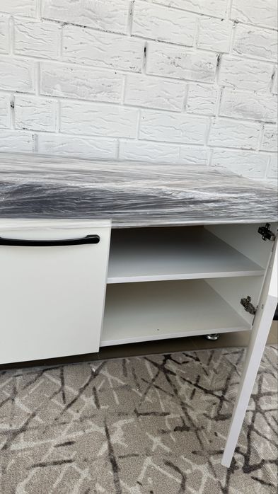 Новая обувница 25000 тг