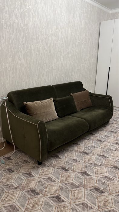 Диван раскладной + 2 кресла продается
