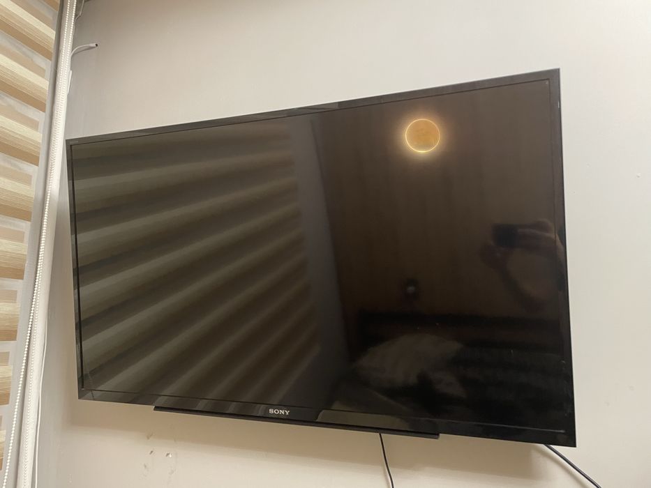 Телевизор Sony — отличное состояние!