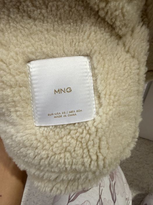 Дубленка Mango в хорошем качестве