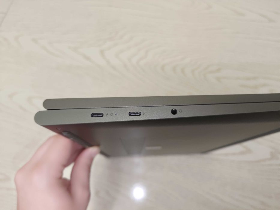 Lenovo Yoga 7 15ITL | i7-1185g7 | RAM 12 | NVME 512