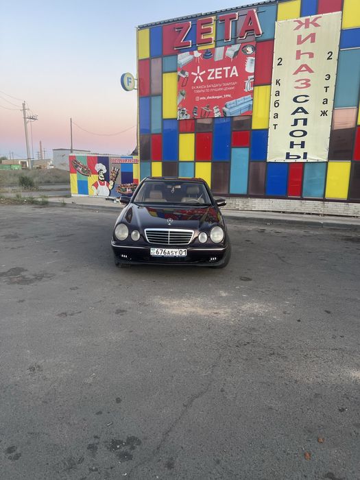 Мерседес 210, 2,8