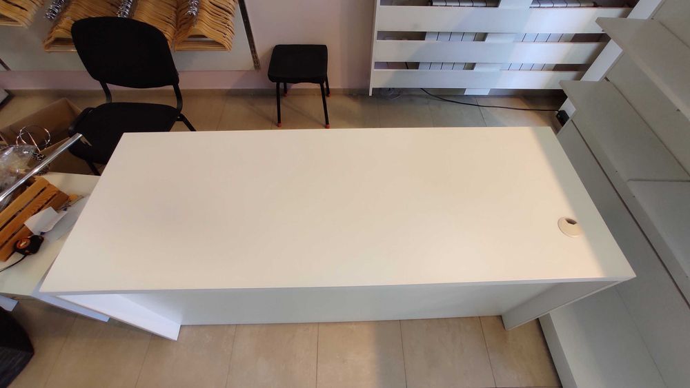Щандова маса / касова зона – 160 × 60 см