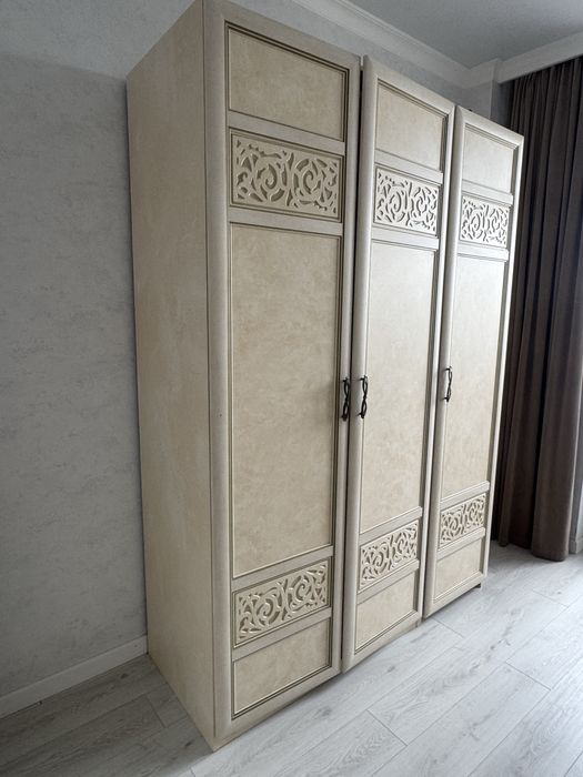 Спальный гарнитур,хорошего состояния