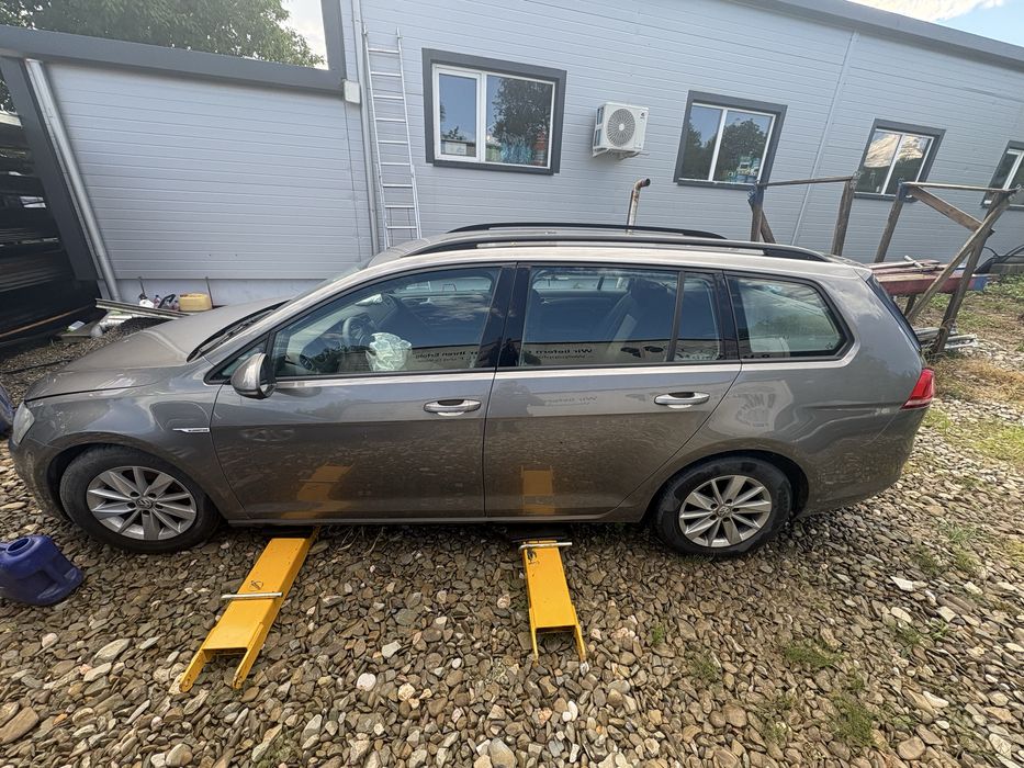 VOLKSWAGEN Golf 0 — imagine 3
