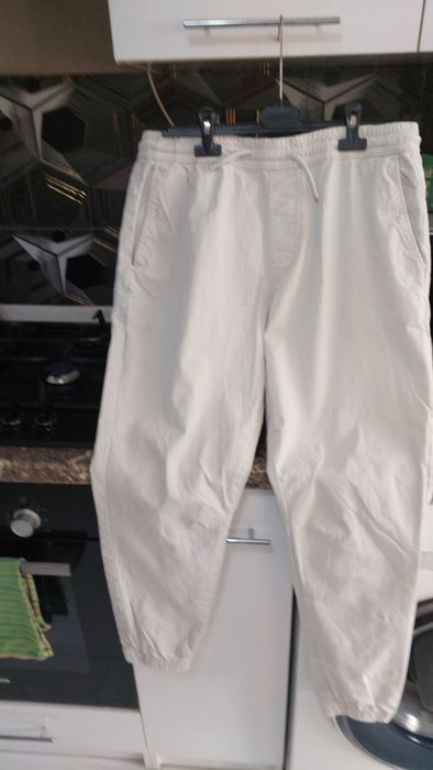 Брюки,куртки,джинсы разное