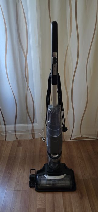 Aspirator spalator de covoare