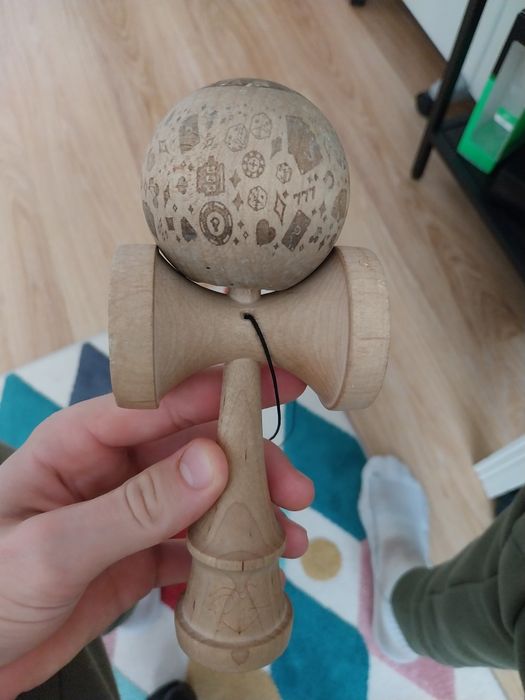 Kendama passion grip geko clear