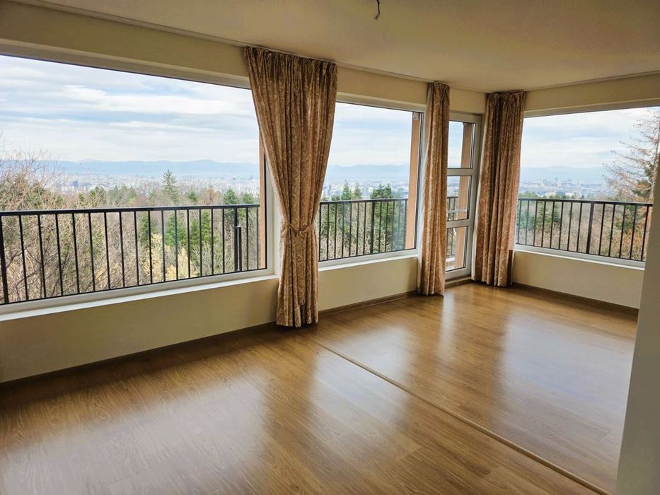 Мезонет в София-Бояна площ 355 цена 909000