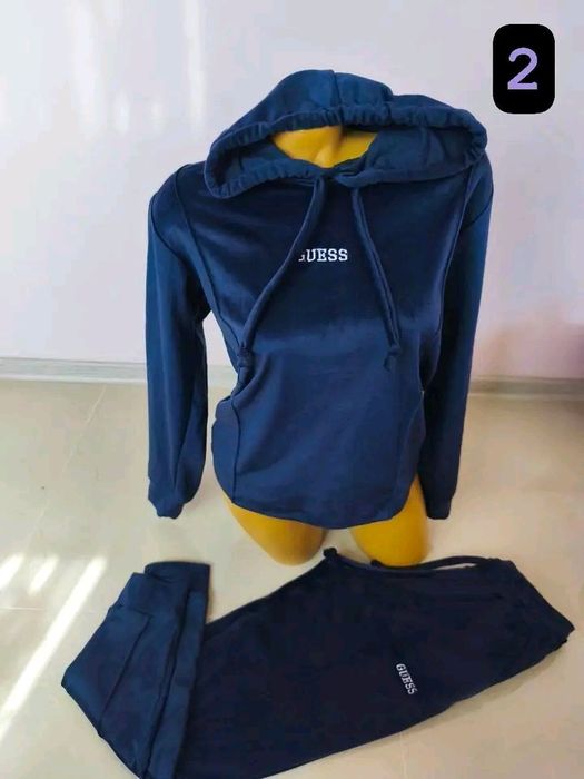 Trening dama catifea 170lei