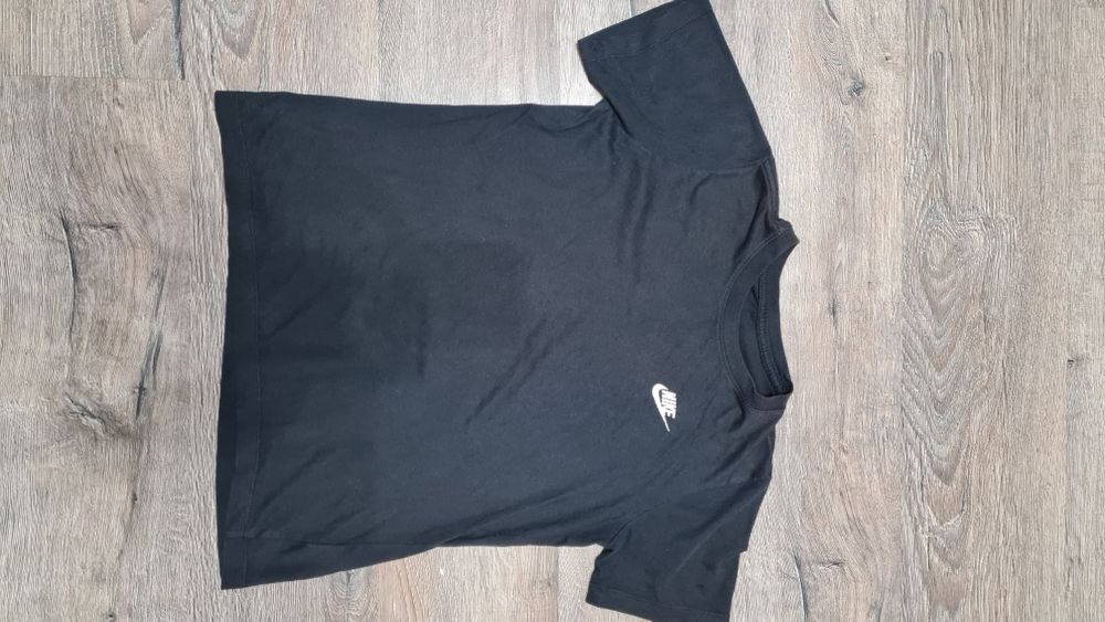 Тениски и къси панталонки Nike