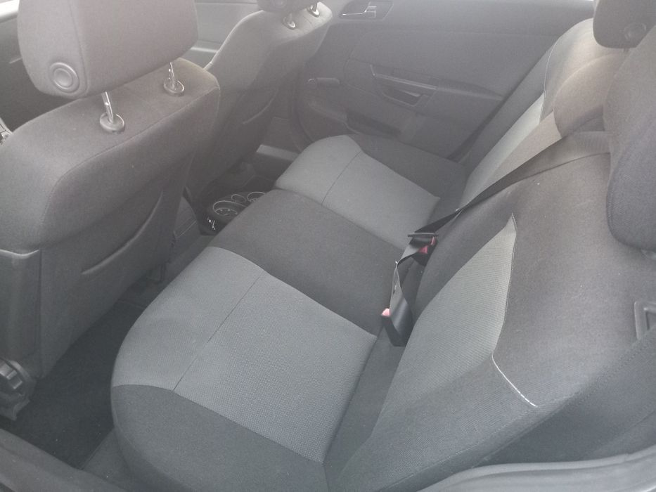 Opel Astra H - 1.9cdti-101кс./2007/ -на части