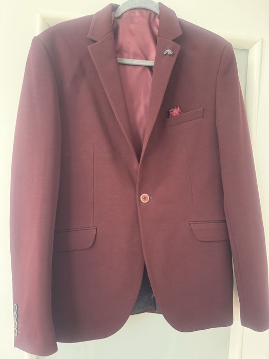 Sacou vesta si papion