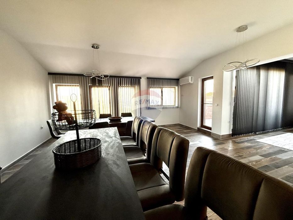 Апартамент с две спални и морска гледка за продажба, гр. Балчик, Я.И.