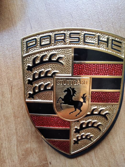 Оригинална емблема за Порше