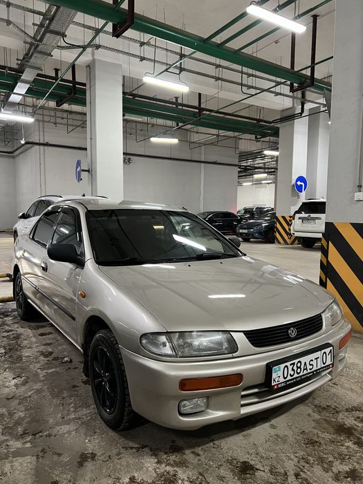 Mazda 323F (familia) продам