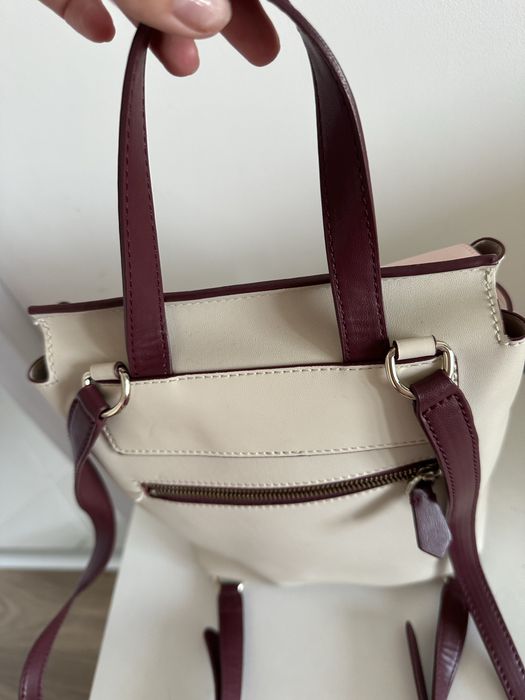 Като нова Раничка на Guess