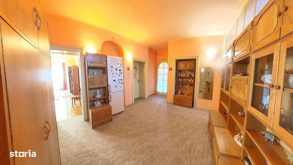 Vila tip Duplex in centrul istoric Brasov, cu 70% din terenul de 900mp