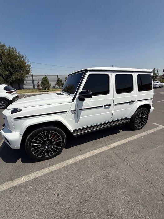 Mercedes benz G63 AMG
