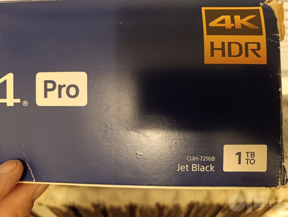 Продаю свою ps 4 pro 1 tr.