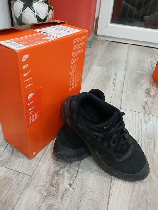 Детски обувки и ботуши