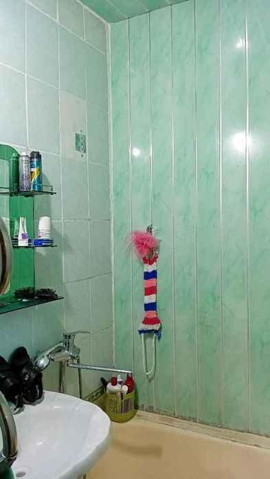 Продам 2х ком.кв.в 8мкр.д 12