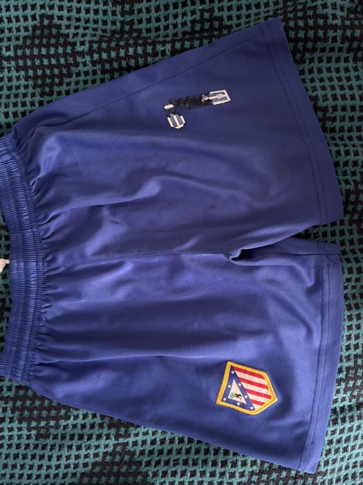 Продам шорты футбольные