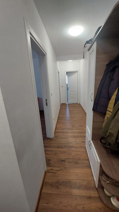 vind apartament cu 2 camere