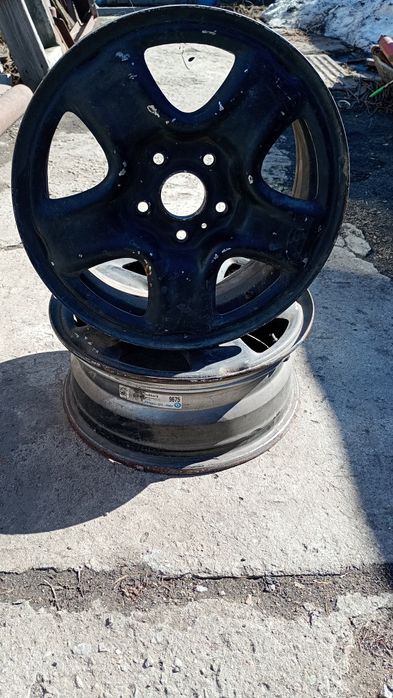 Диски на автомобиль Тойота