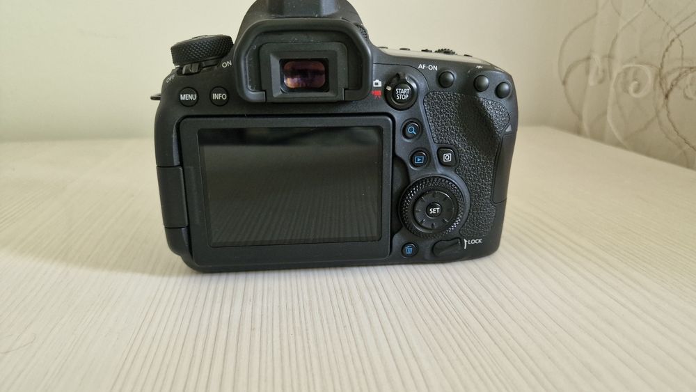 Canon EOS 6D Mark II (Body)